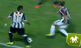 15 melhores Dribles do Brasileiro de 2011